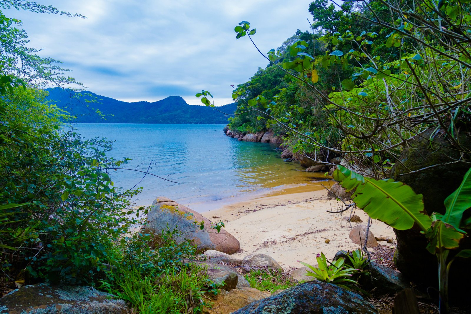 Ilha Grande plage paradisiaque Brésil